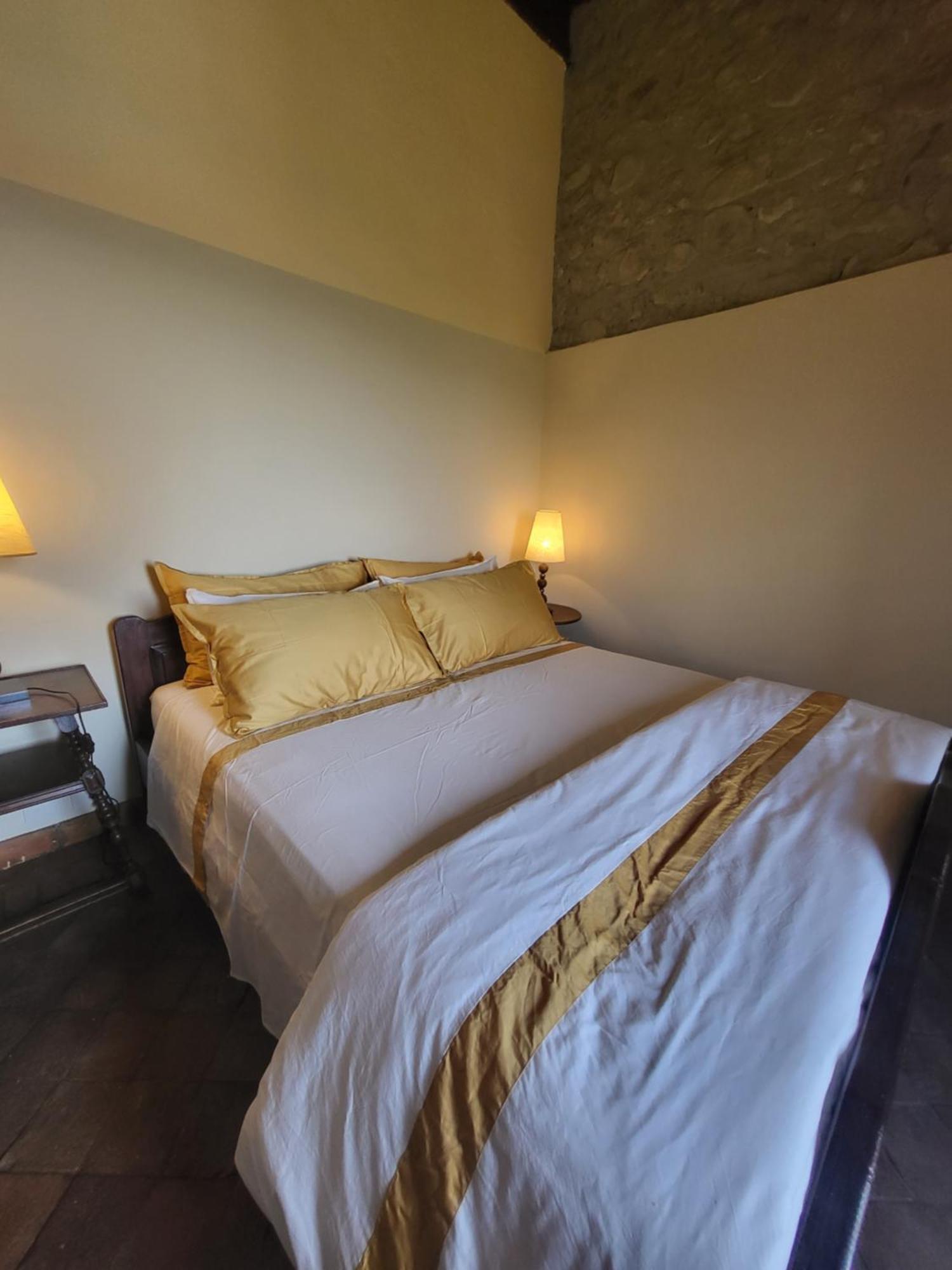 Country House La Collina Di Bargiano - Casa Raffaella アッレローナ エクステリア 写真