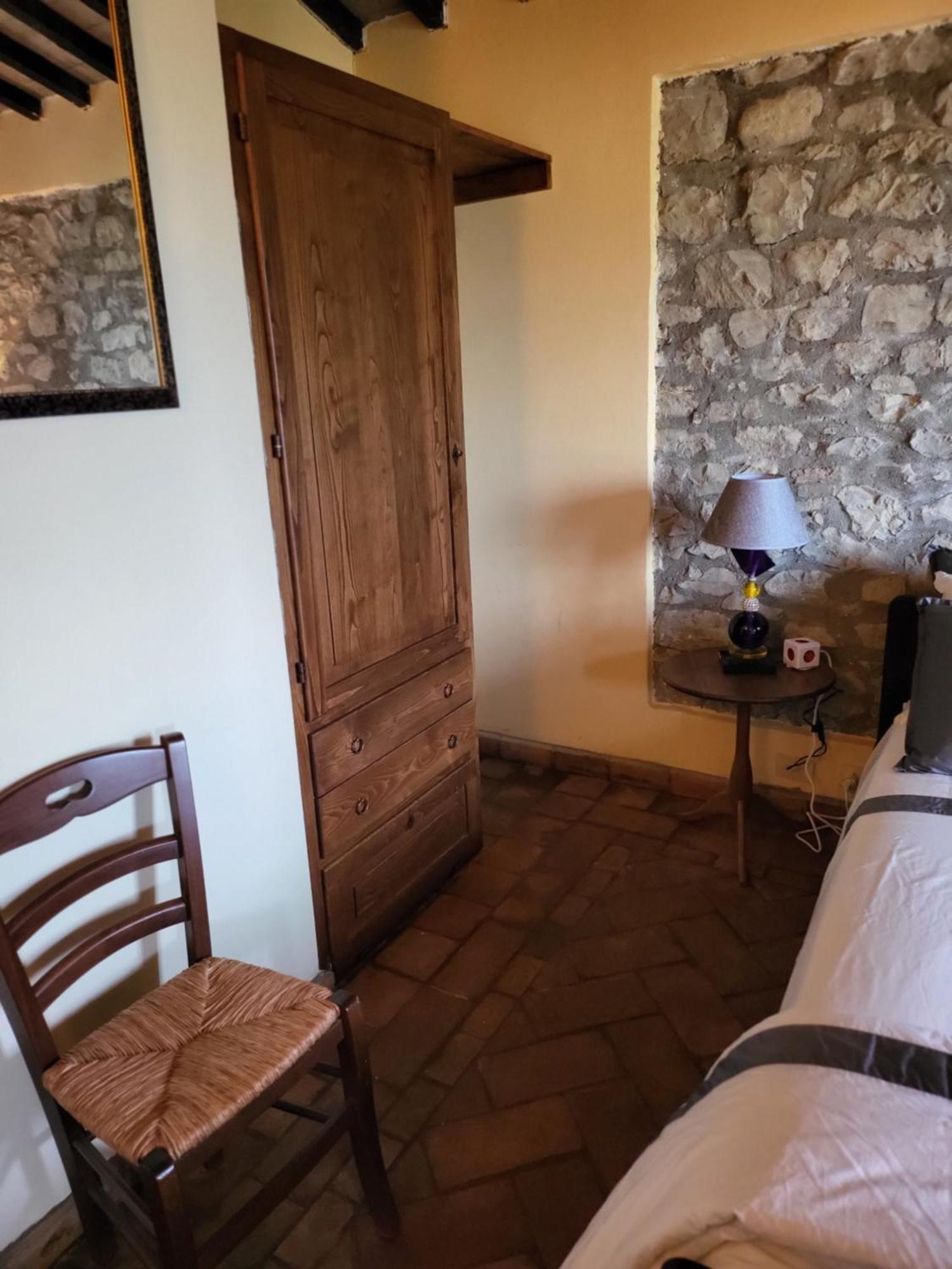 Country House La Collina Di Bargiano - Casa Raffaella アッレローナ エクステリア 写真