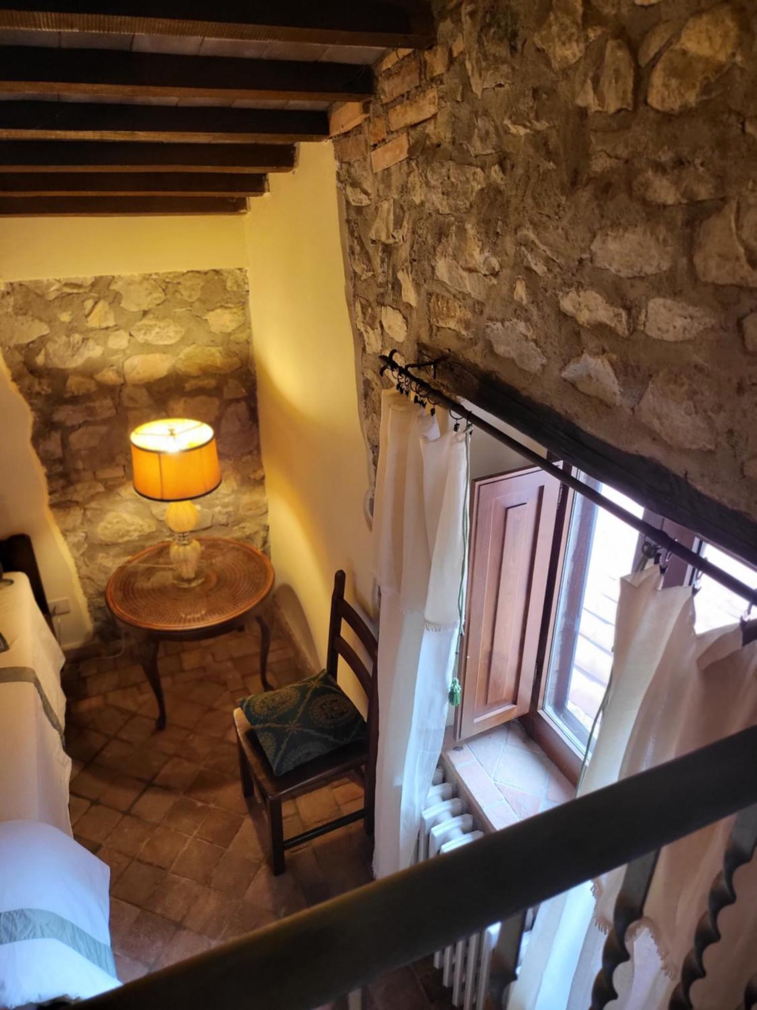 Country House La Collina Di Bargiano - Casa Raffaella アッレローナ エクステリア 写真