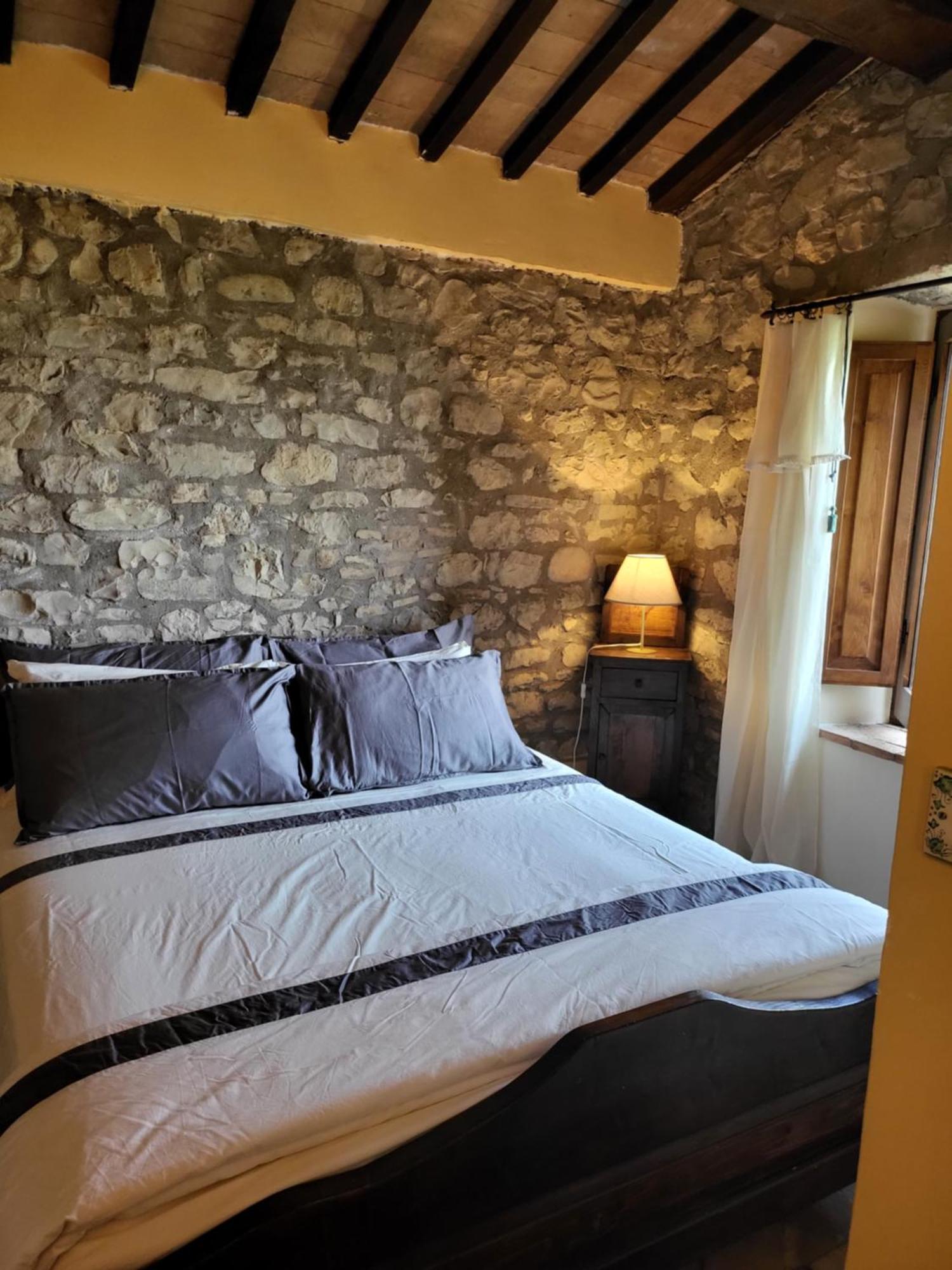 Country House La Collina Di Bargiano - Casa Raffaella アッレローナ エクステリア 写真